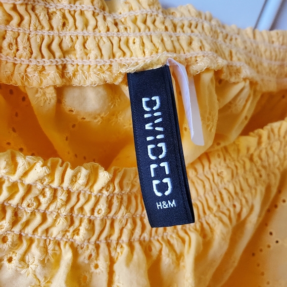 Women's Yellow Crop Top,  sz 4 - Picture 3 of 4